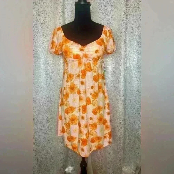 Almost Famous Dresses & Skirts - NWT Baby Doll Dress